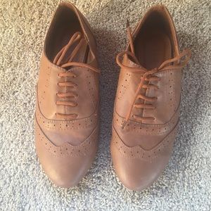 Women’s Brown Oxfords Flats